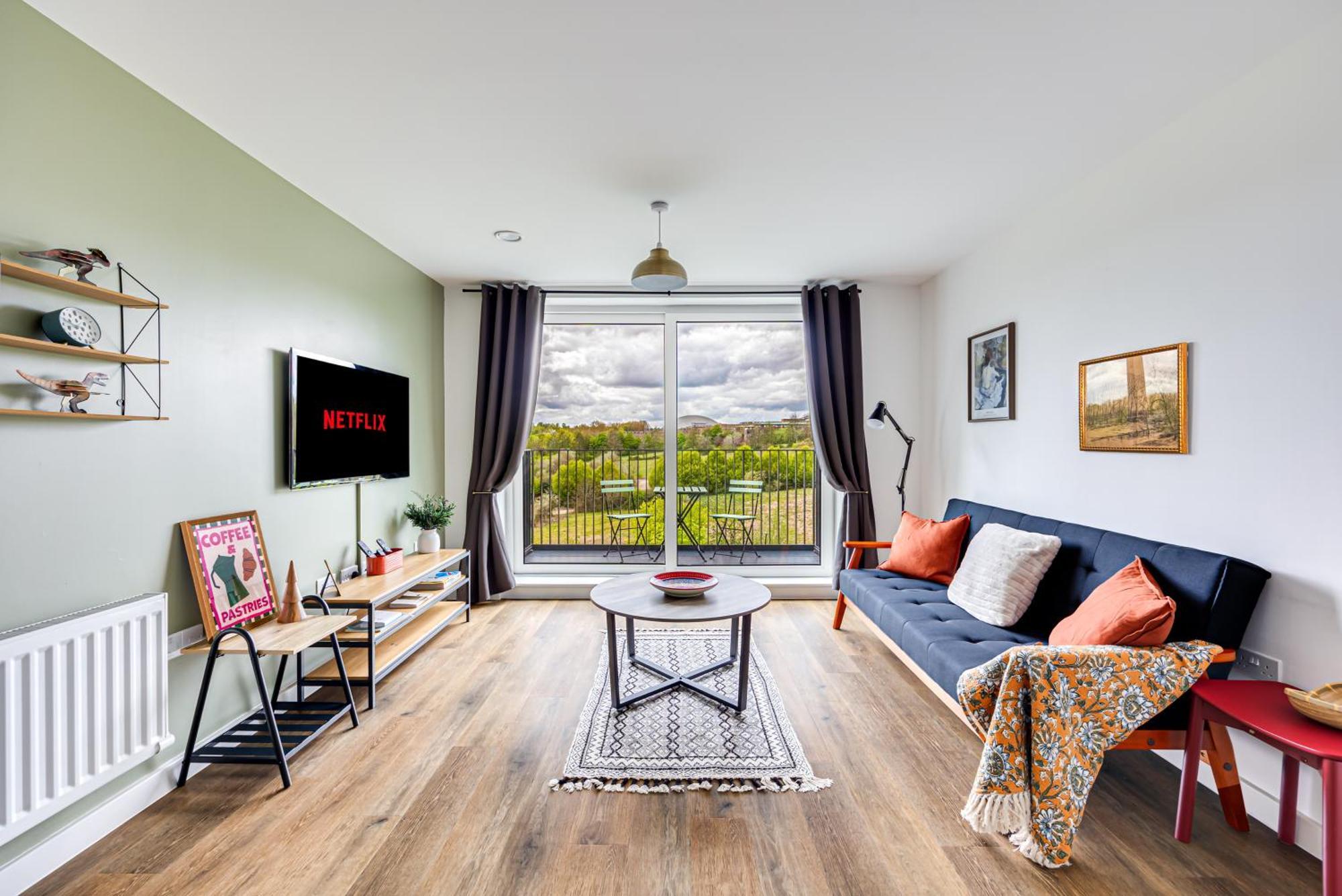 Penthouse Apartment - City Centre - Secure Parking, Balcony, Self-Check-In, Fast Wifi And Smart Tv With Netflix By Yoko Property Milton Keynes Bagian luar foto